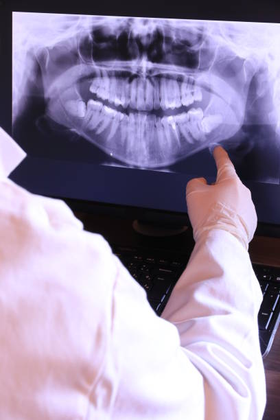 Best Cracked Tooth Emergency Dentist  in Ronceverte, WV